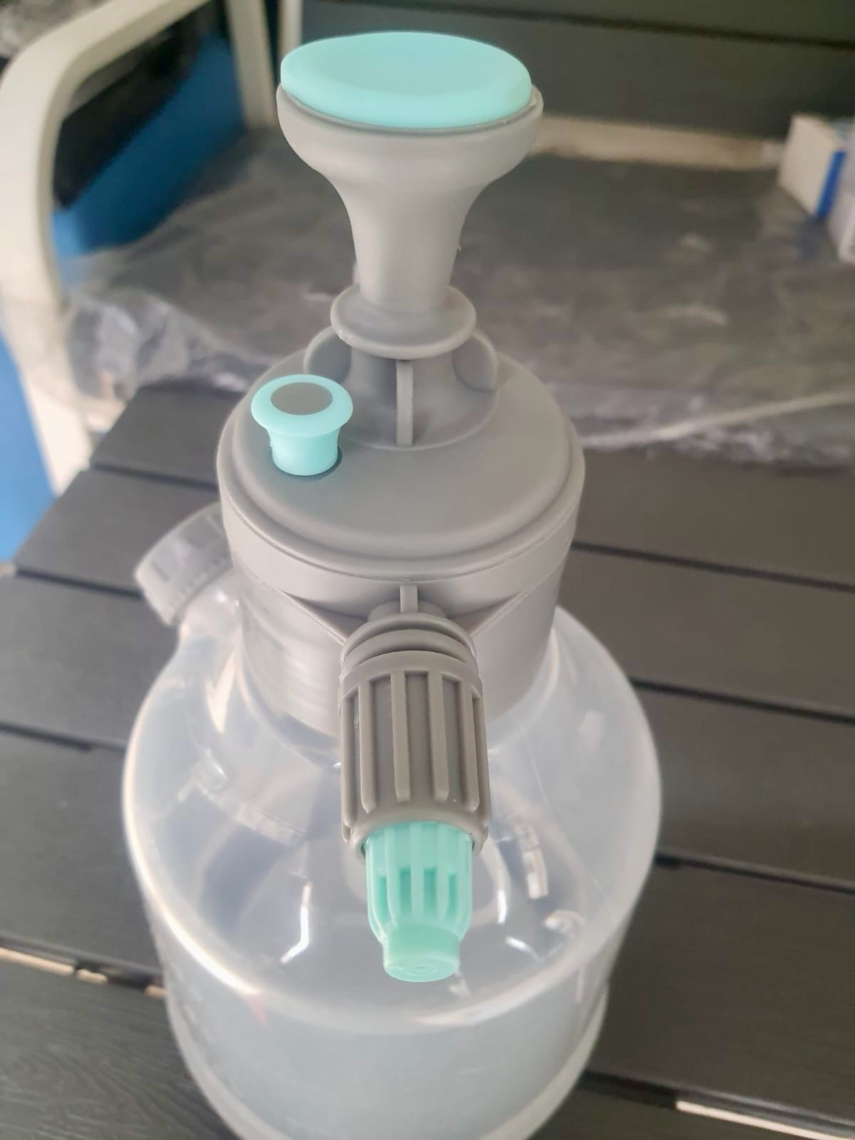 2L Pump Sprayer