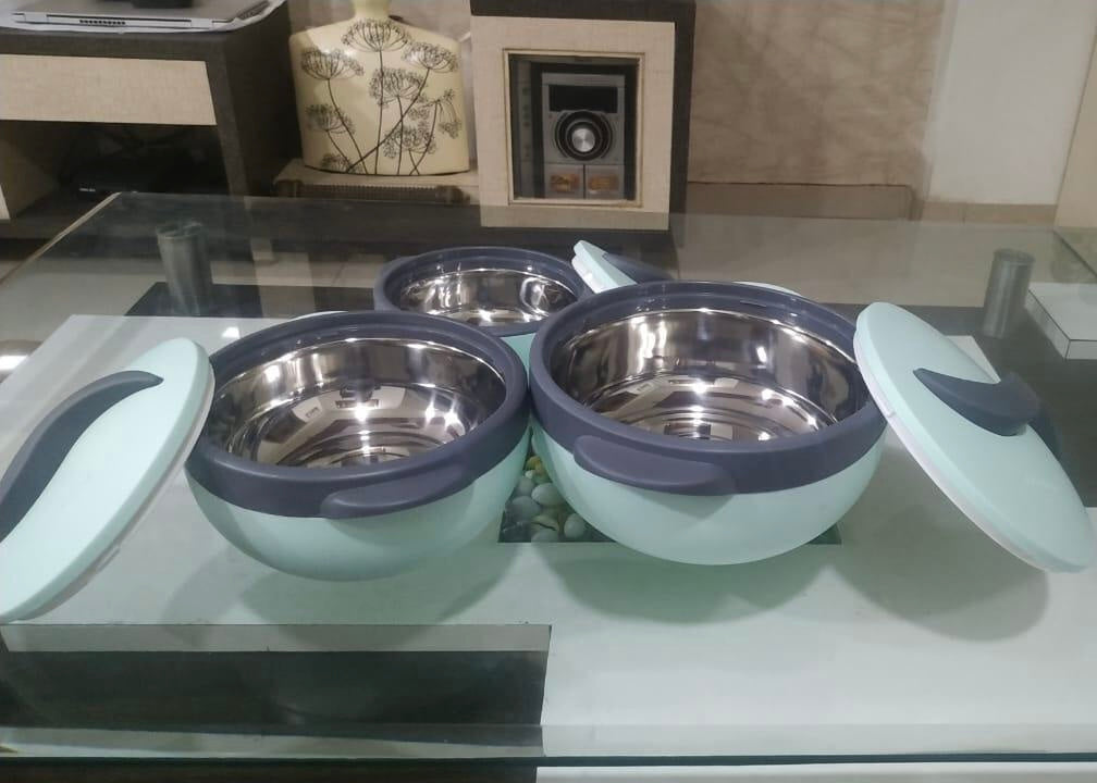 Parisia Insulated Casseroles (With Gifts)