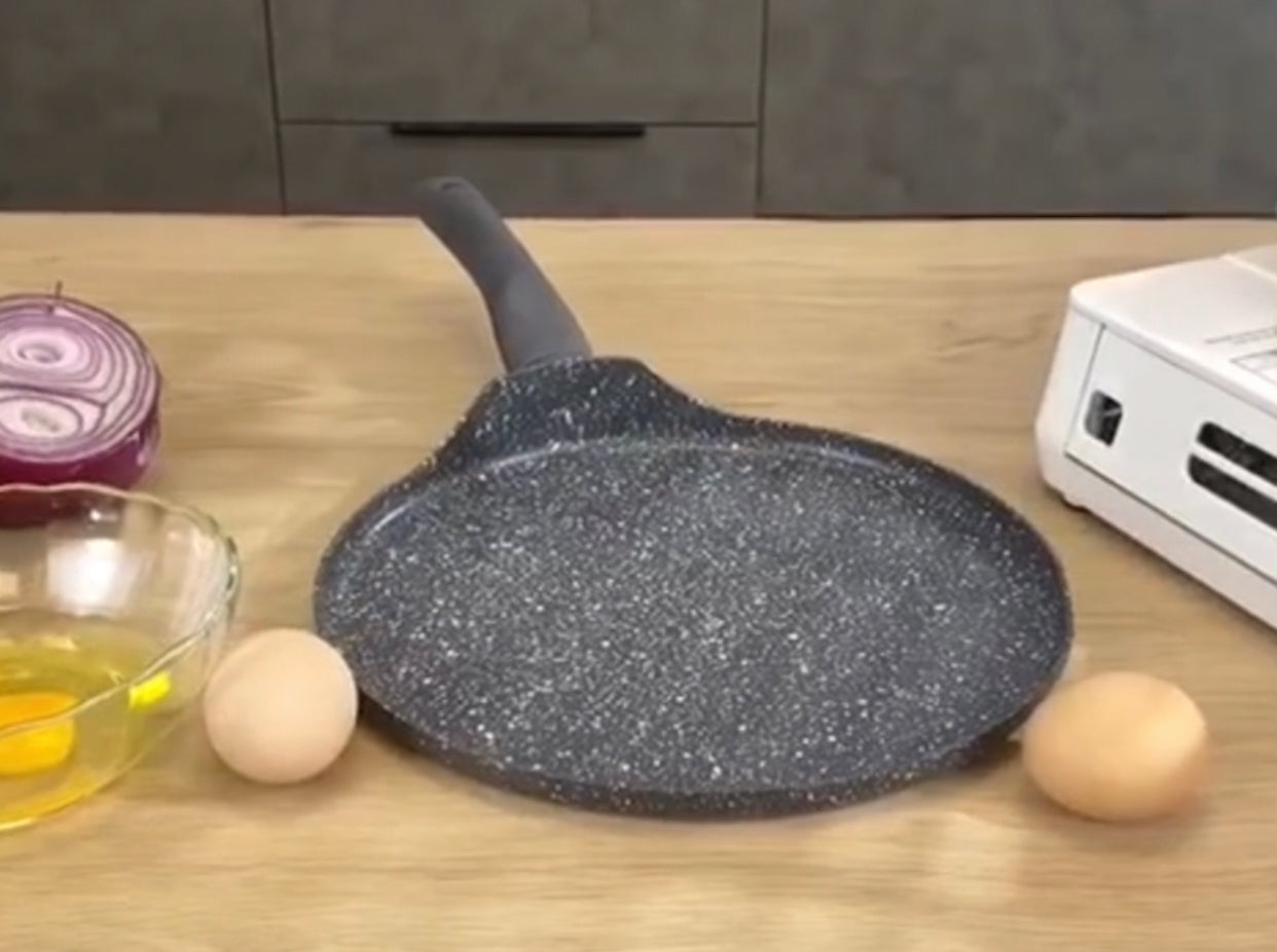 “Phoenix” Crepe Pan