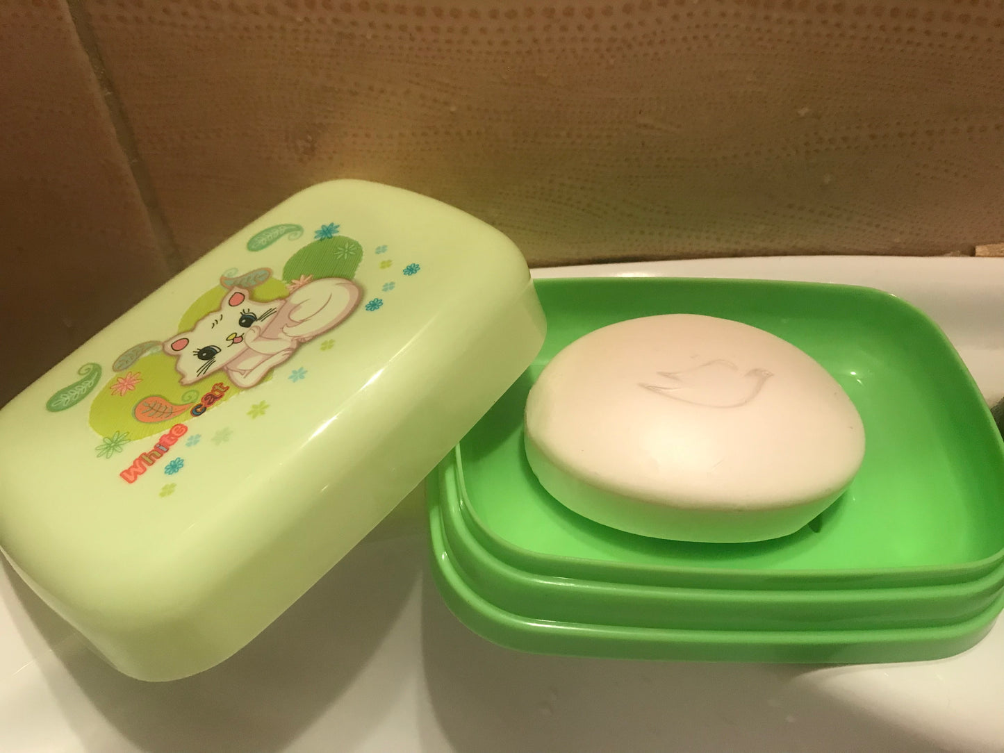 Soap Dish With Lid