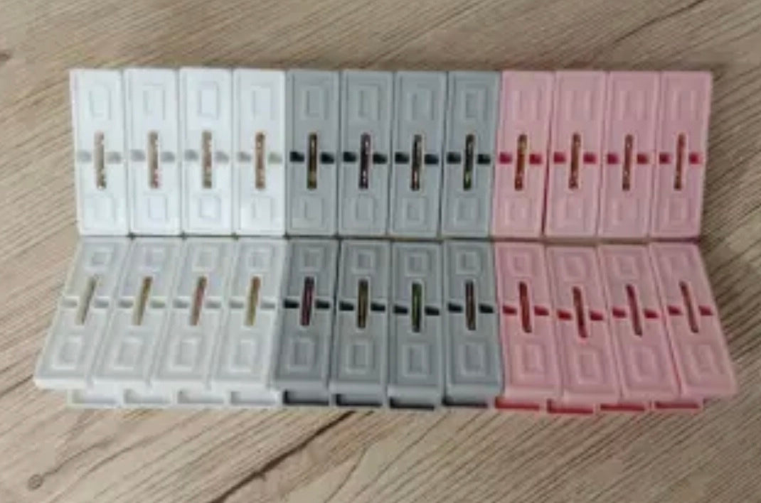 20-Pc Clothes Pegs