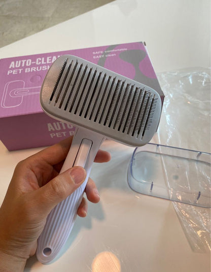 Auto-Clean Pet Brush