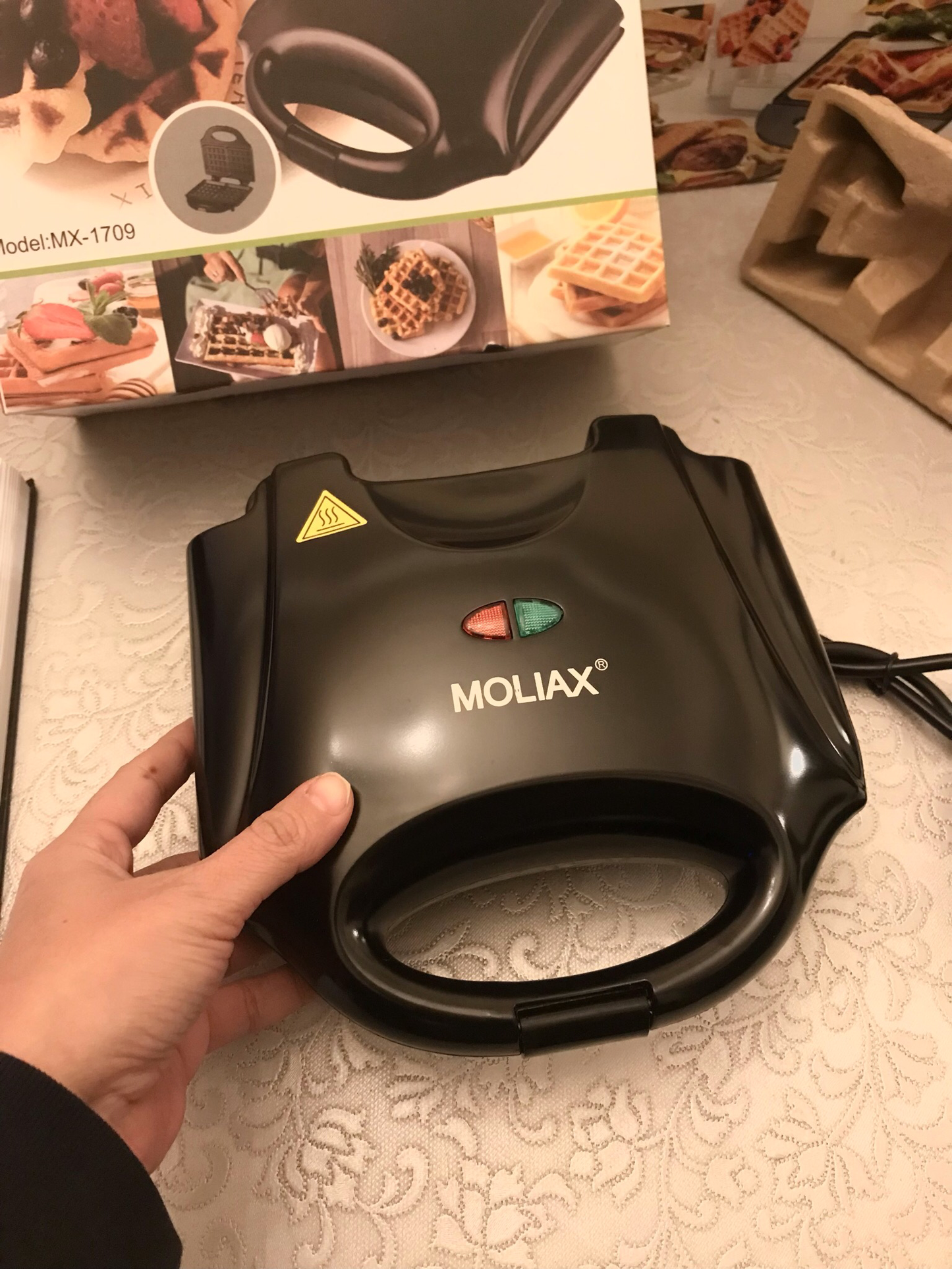 Waffle Maker (MX-1709)