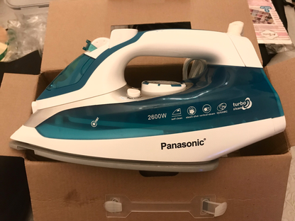 Steam Iron (PA-233)