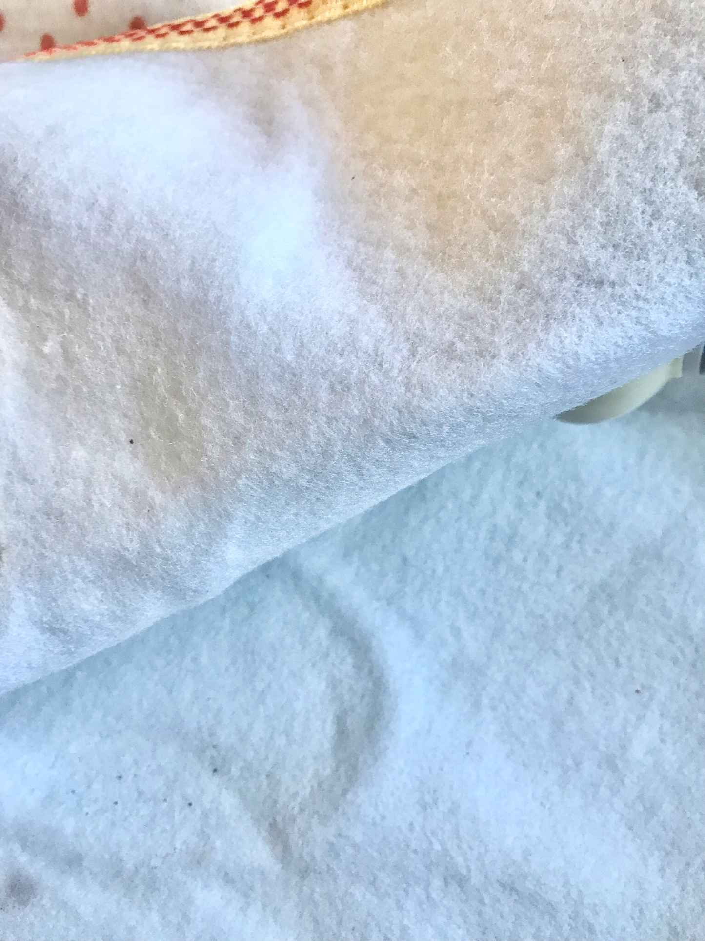 Electric Blanket (150x180cm) - Random Color