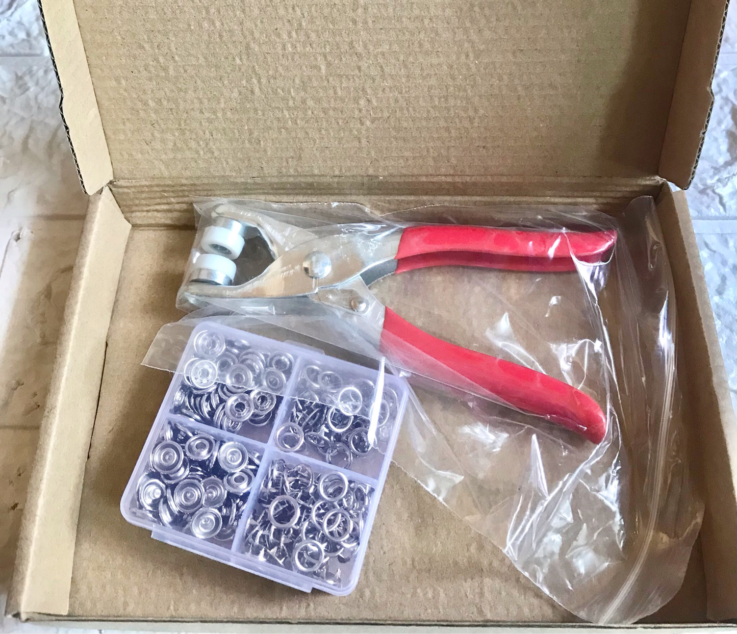 Snap Plier Press