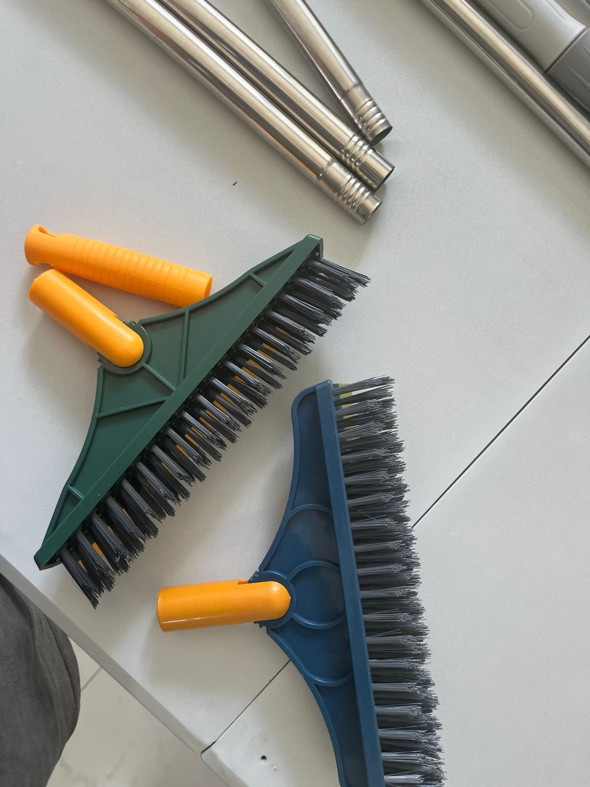Cleaner With Wiper