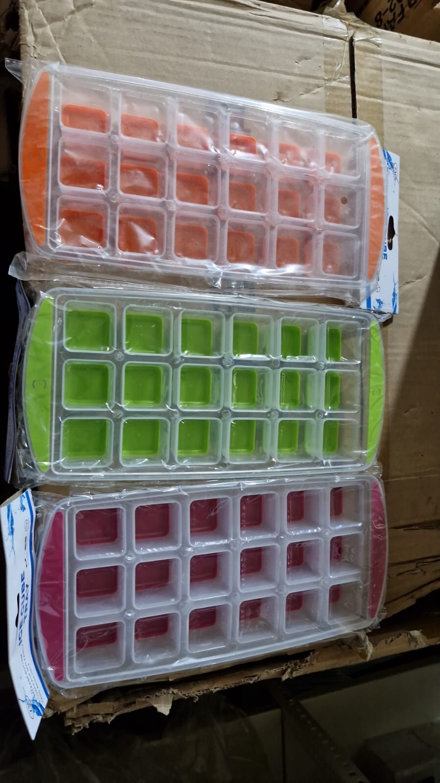 Pop-Up Ice Tray