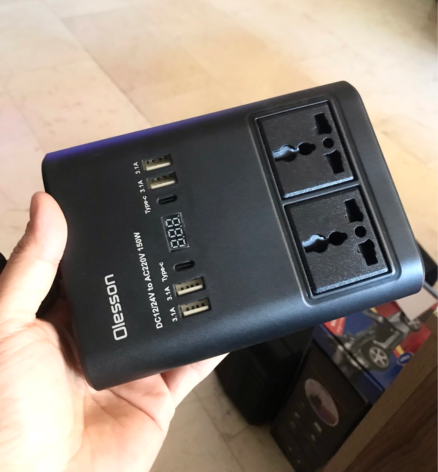 Car Power Inverter (12847-12)