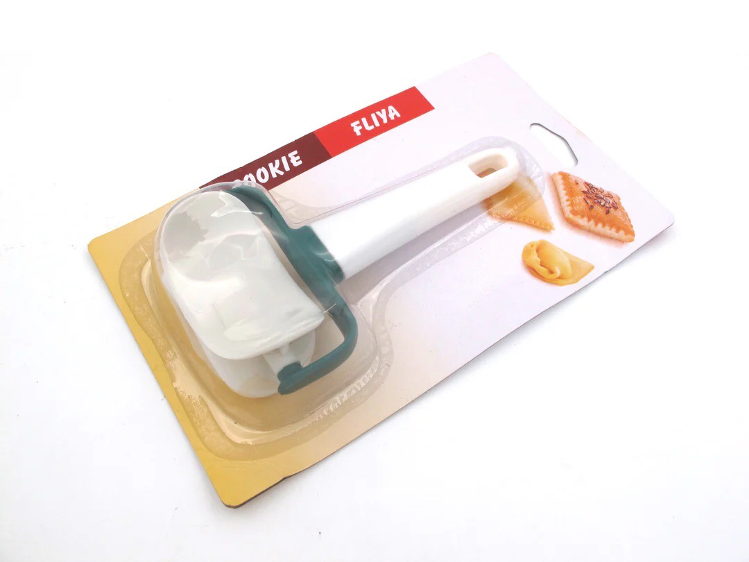 Dumpling Maker (7cm)