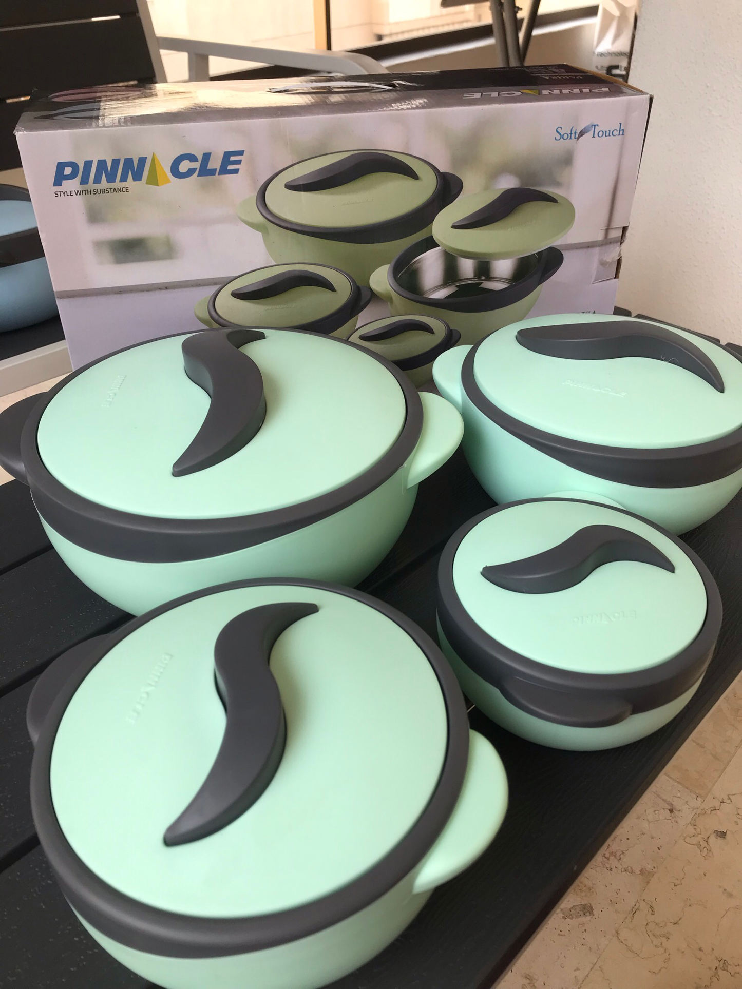 Parisia Insulated Casseroles (With Gifts)