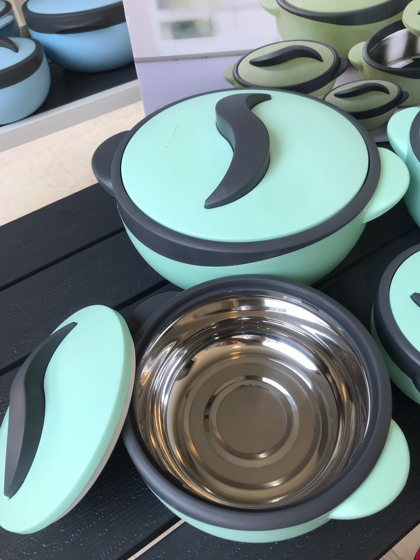 Parisia Insulated Casseroles (With Gifts)