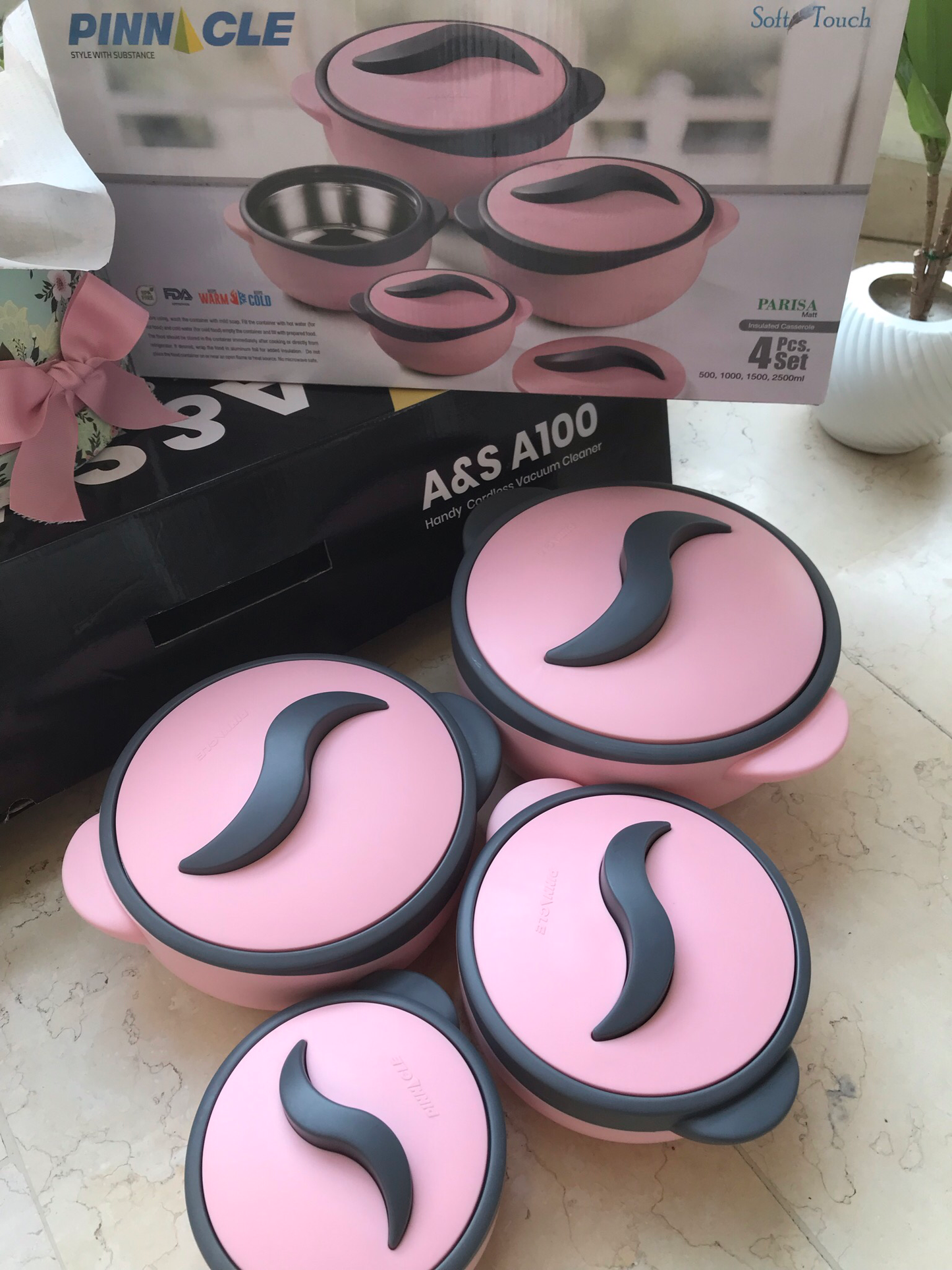 Parisia Insulated Casseroles (With Gifts)