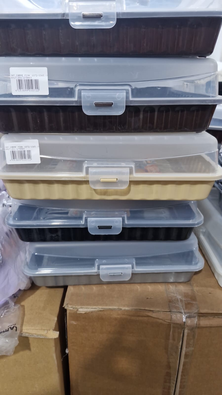 Pastry Carrier