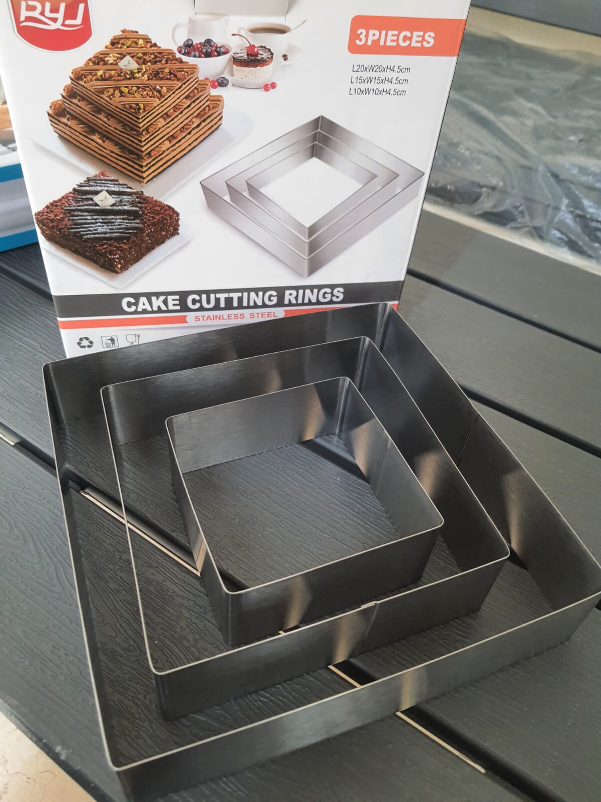 Square Rings (F003)