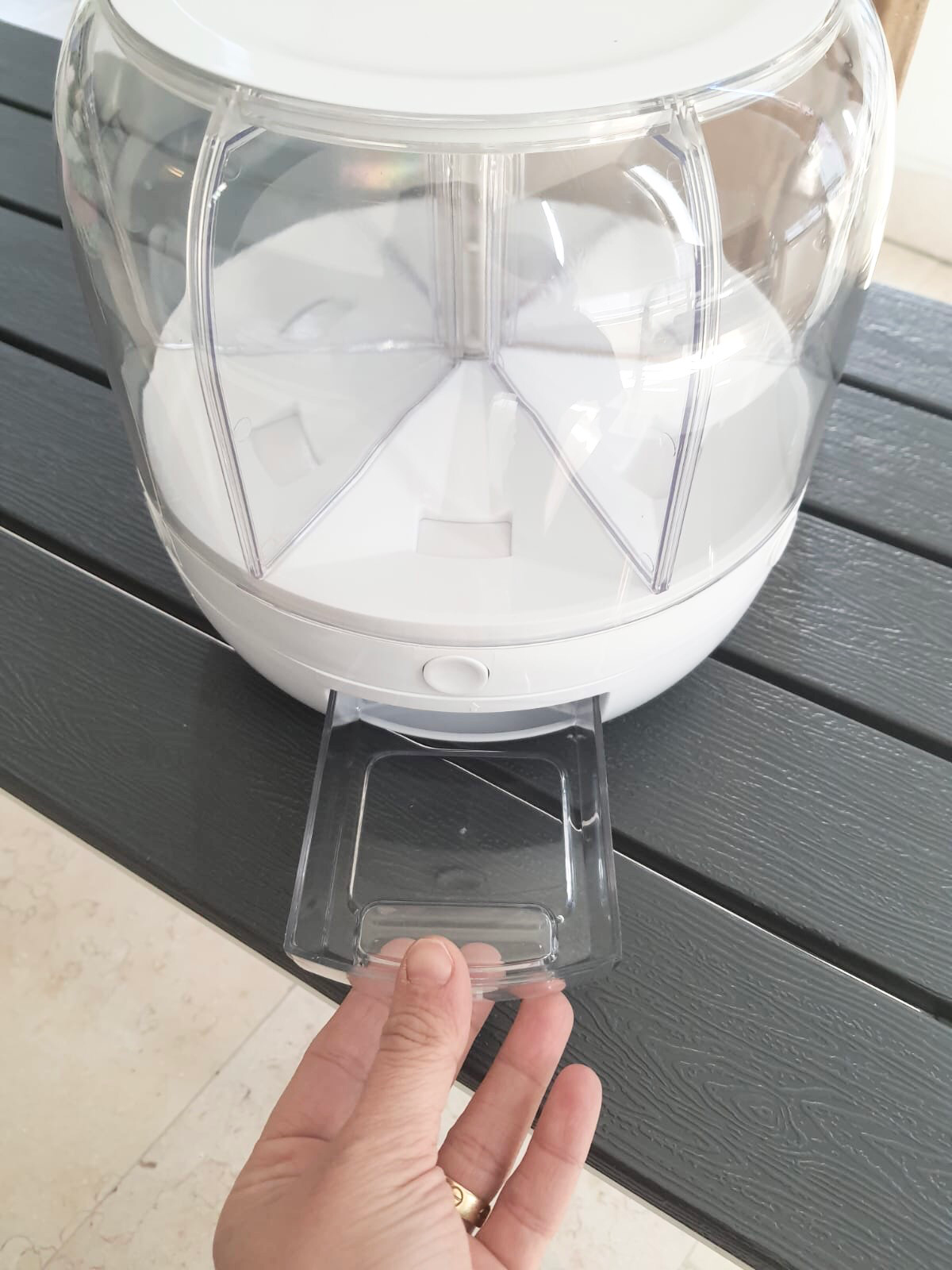 Grain Dispenser