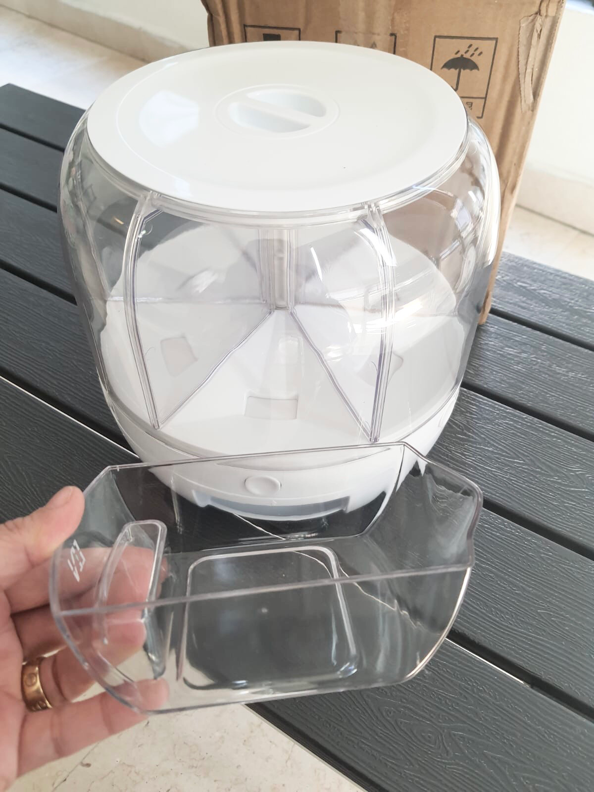 Grain Dispenser