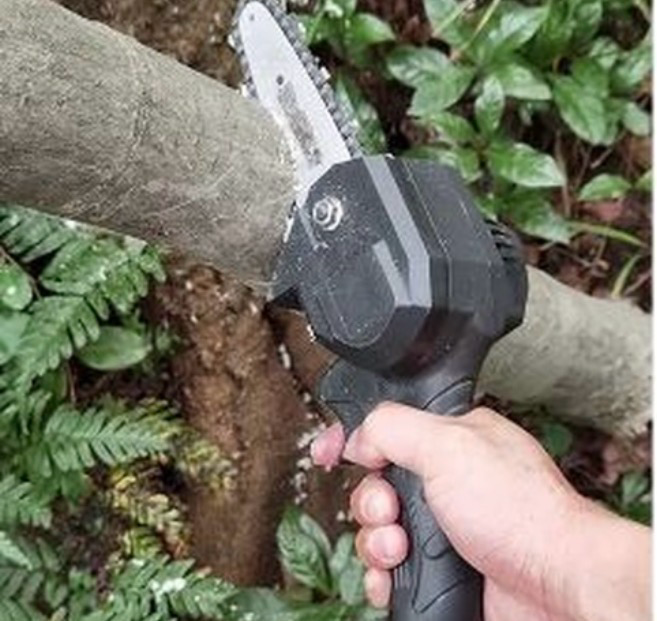 Mini Chainsaw