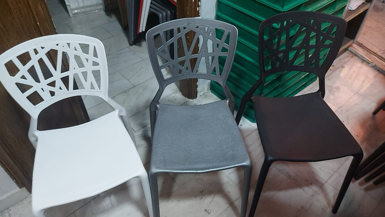 Unbreakable Canari Chair