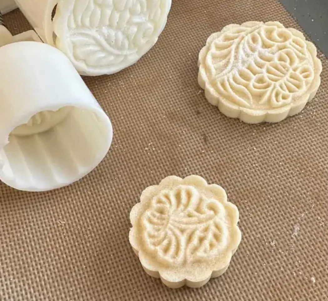 Round Mooncake Press (XR-2058)