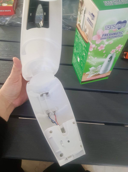 Freshmatic Dispenser (J-021)