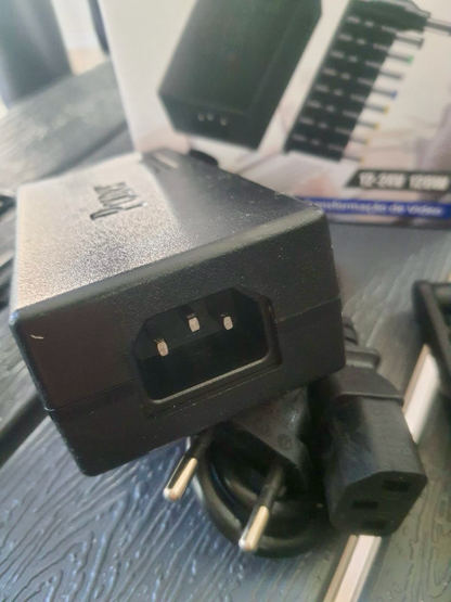 Universal Adapter