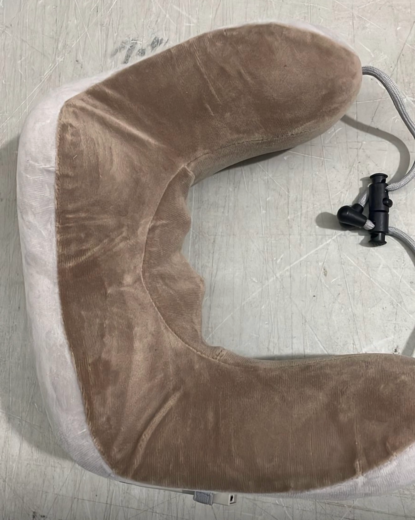 U-Shaped Massage Pillow- Pink