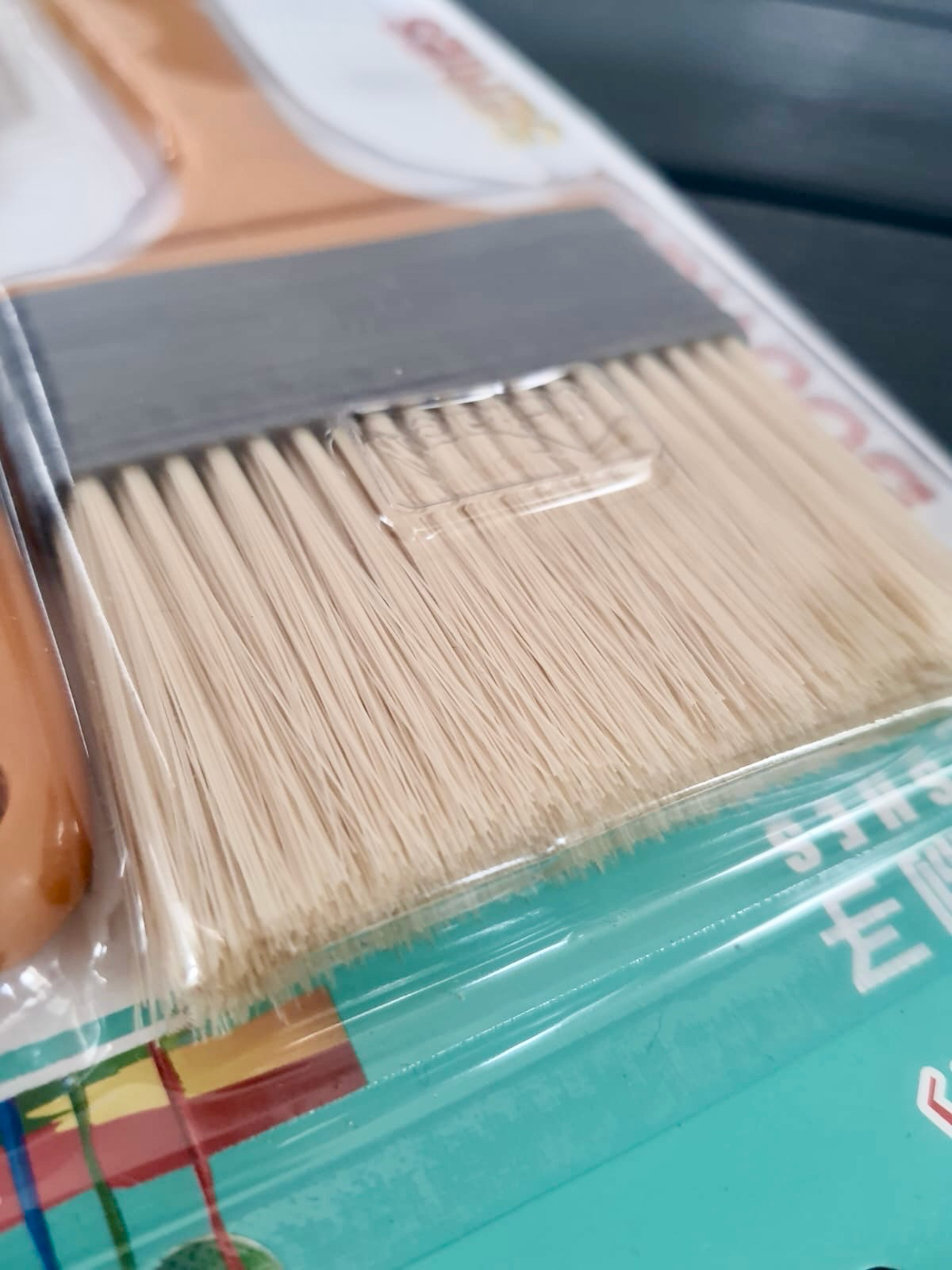 2-Pcs Paint Brushes
