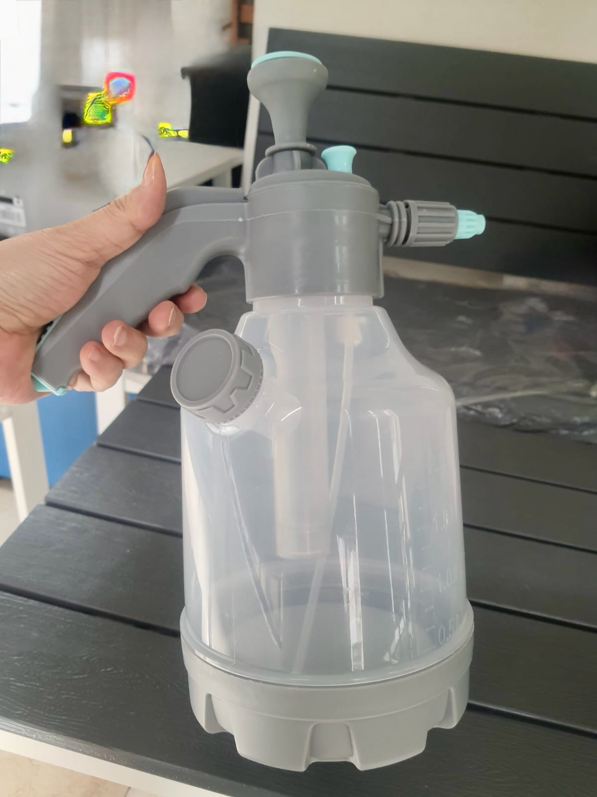 2L Pump Sprayer