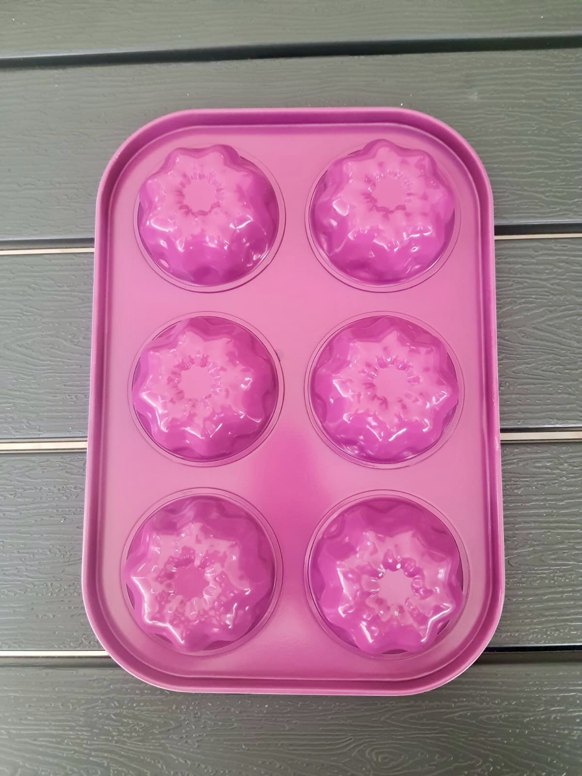 6-Molds Cupcake Pan