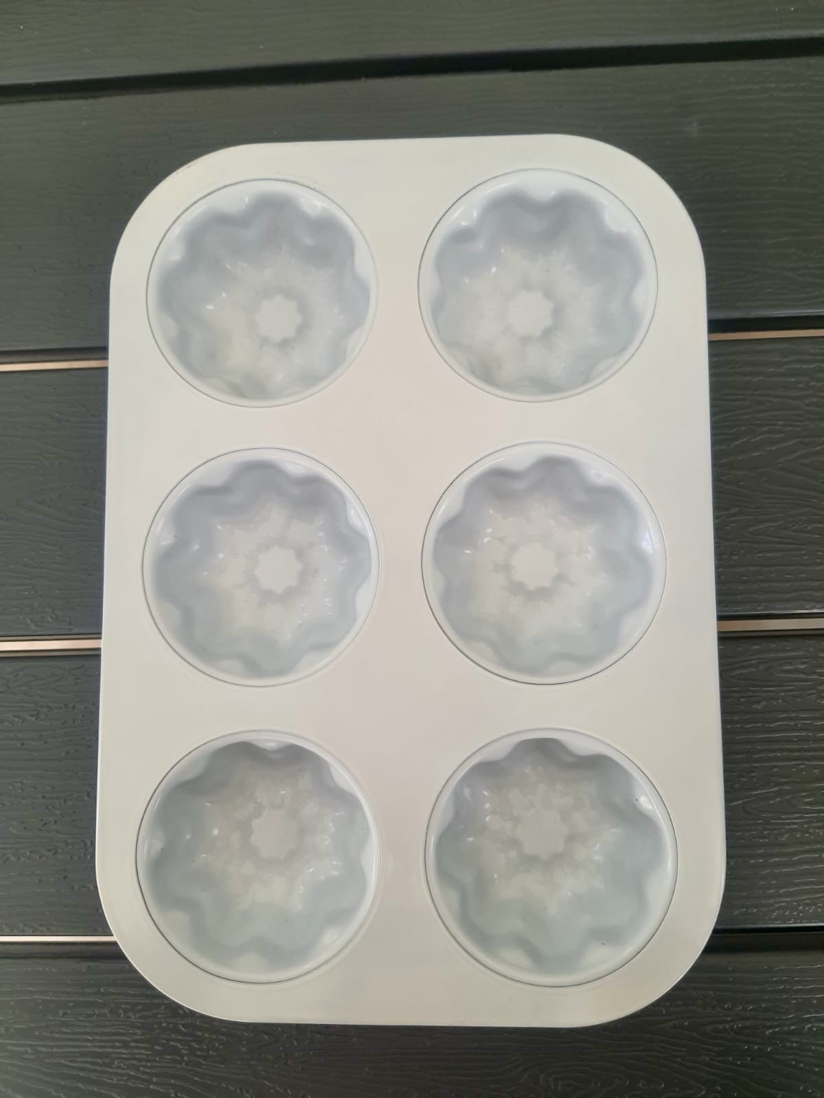 6-Molds Cupcake Pan