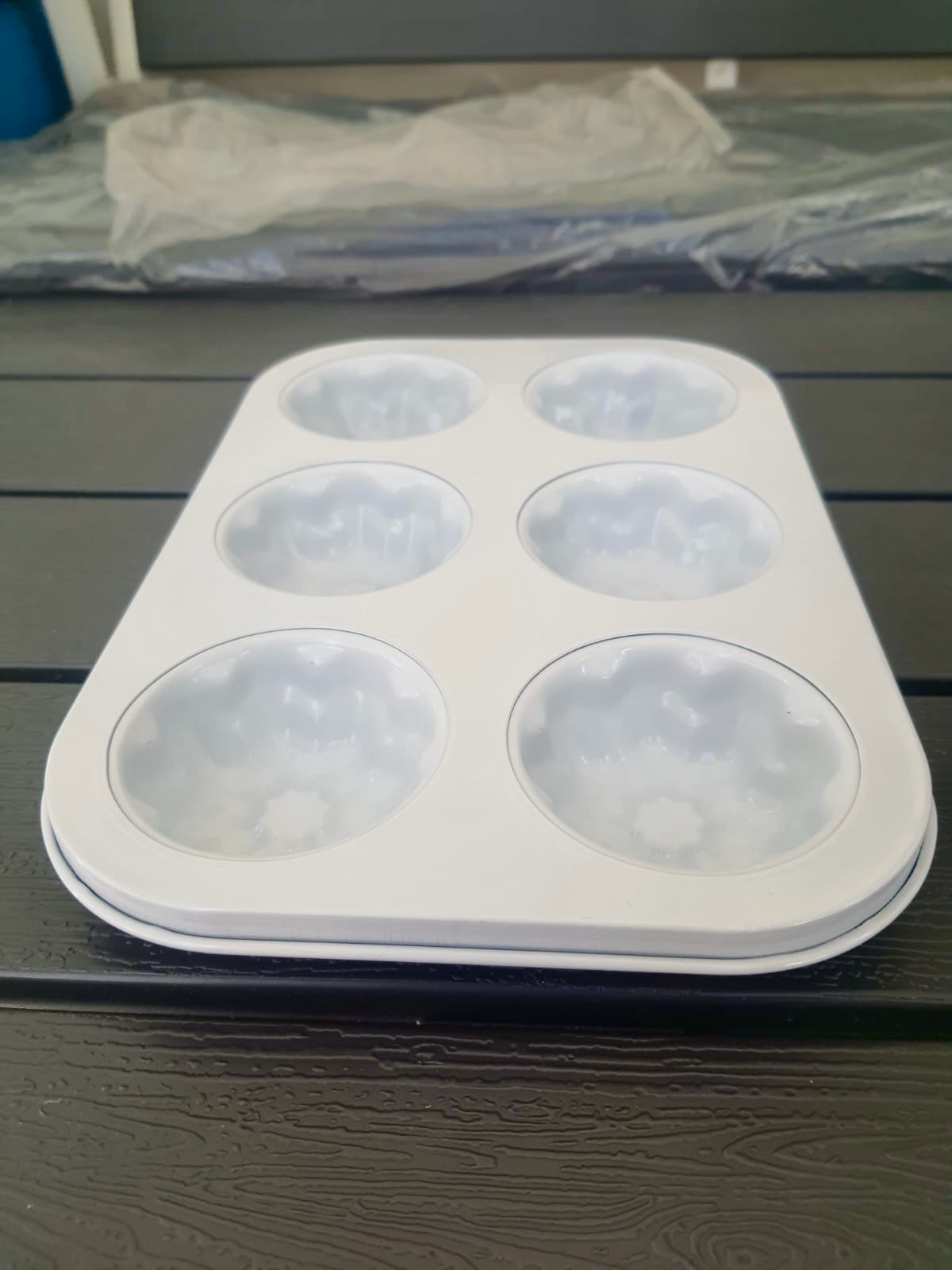 6-Molds Cupcake Pan