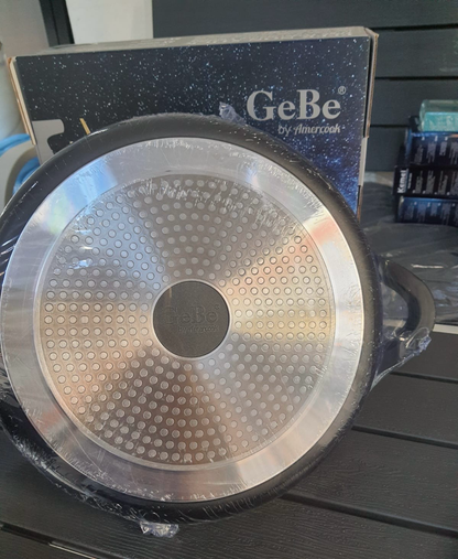 GeBe Shallow Pot (32cm)